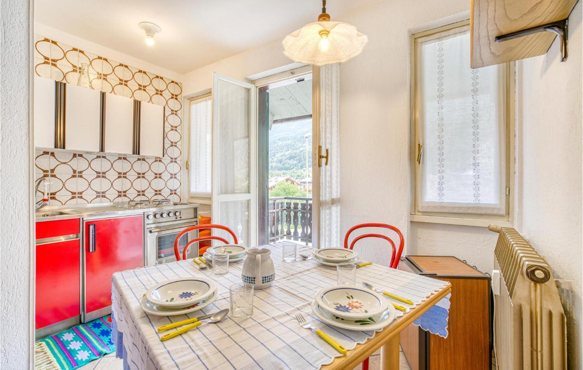 Stunning Apartment In Morgex With Kitchenette Exterior foto
